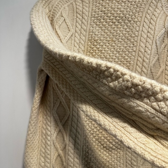 Vintage Traditional Irish Cable Knit Thick Wool Pullover Sweater Hand Made. - Picture 8 of 9